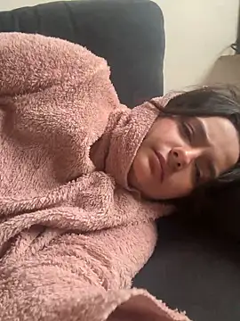 Webcam Model (kae_styles)  is live.Free join now!