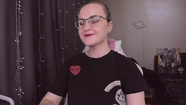 MissBrightShine webcam