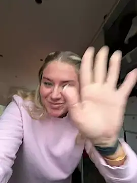 golidelovee (F young) - Striptease show😇