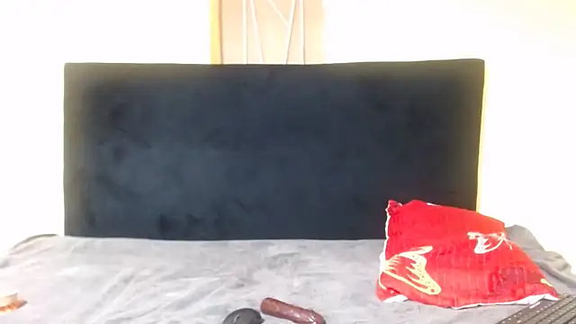 Freaky-Nicky18 webcam