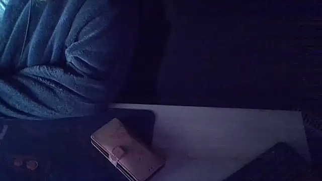 Webcam Model (Silvia2277)  is live.Free join now!