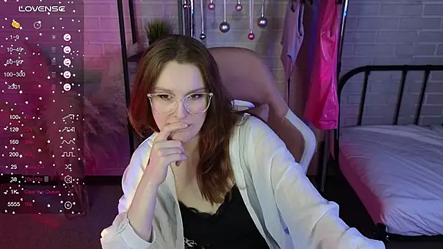 ginger_kristin - Ginger_Kristin's free webcam - UK Sex Cams