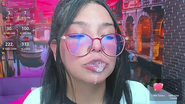 Small_naughty_ webcam