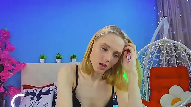 Gina_Gina_love webcam