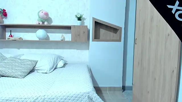 Emilly_Beaumont webcam