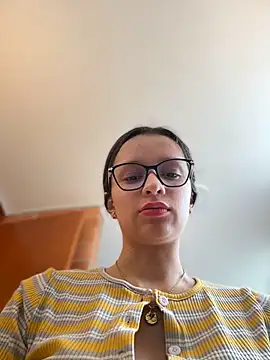 soy_sara7 (G young) - Play pussy