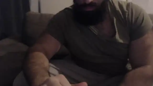 hugemachohandsome - Hugemachohandsome's free webcam - UK Sex Cams