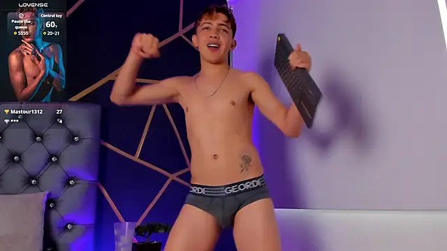 Lian_Miller1_ webcam