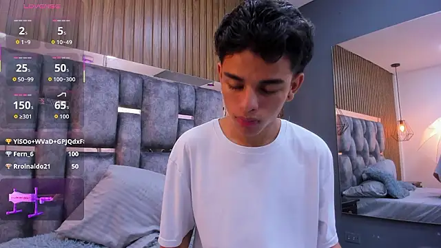 owen__johnson webcam