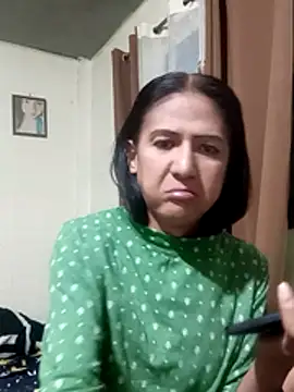 GoddessXXX9inchTOOL webcam