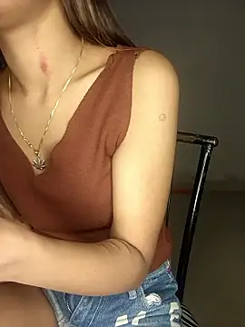 LOVELY_BABYJI webcam