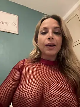 AnissaHale Live Webcam on Stripchat