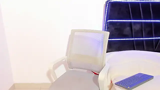 Taylormaccurdy_ webcam