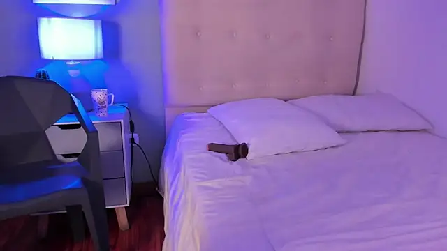 Antonella_Barone webcam