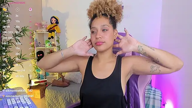 natty_romanof_18 webcam