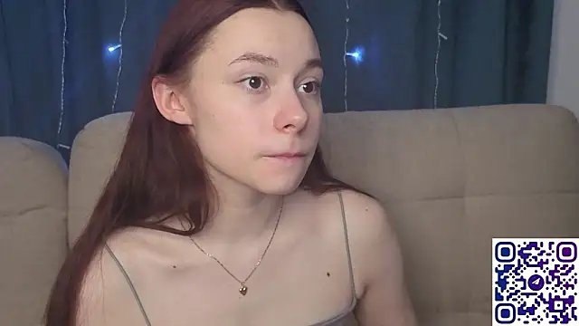 CoraleeVannatten webcam