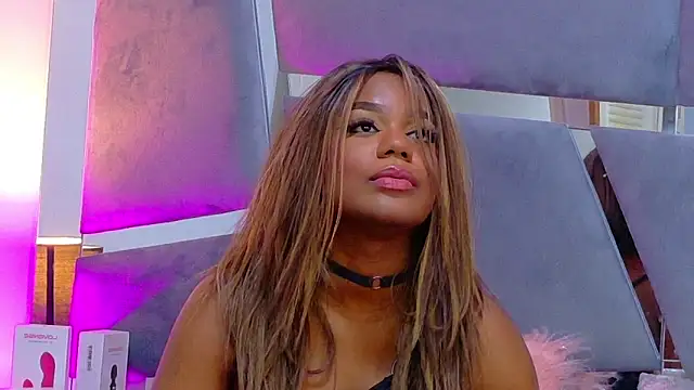 LorraiineJohnson webcam