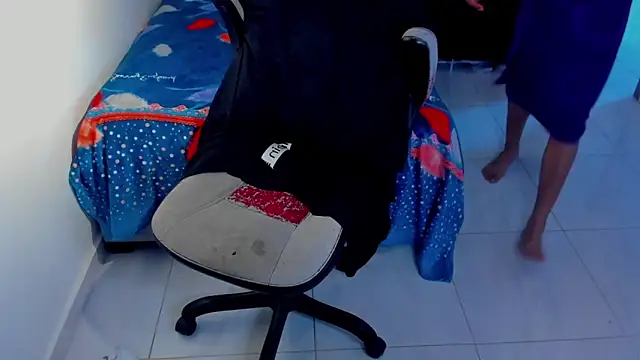 Kris_Khalifa69 webcam