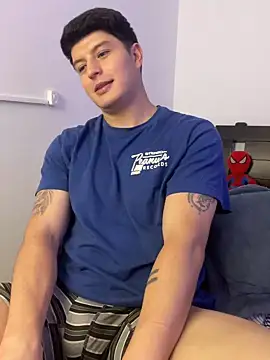 Goldenknight33 webcam