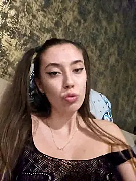 Virgin_Pussy_Squ... Live Webcam on Stripchat