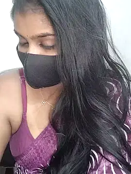 Webcam Model (Tamil_Azhaghi) is live