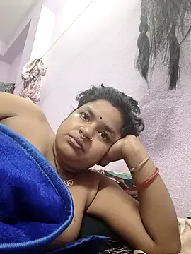 Deborbhavi222 webcam