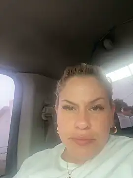 toomuchofafreak - Toomuchofafreak's free webcam