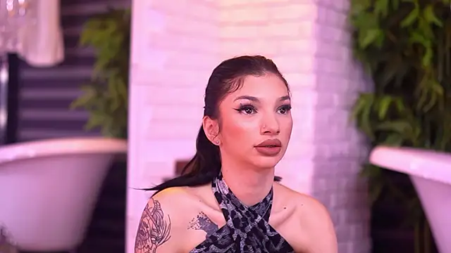 nyssasky - NyssaSky's free webcam - UK Sex Cams