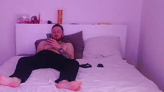 keviios (M young) - Nu et Ejac'