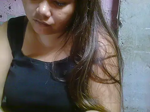 Creamsweetpussy28 webcam