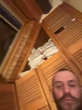 Victor_Tha_Product webcam