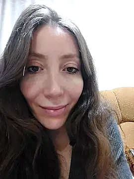 HellaryTourent webcam