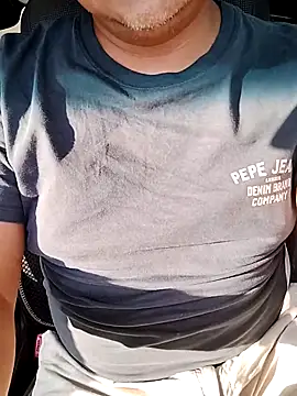 lovepirate009 webcam