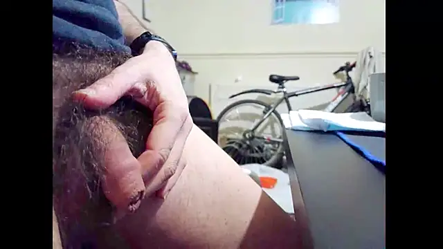 hairyuncut00 webcam