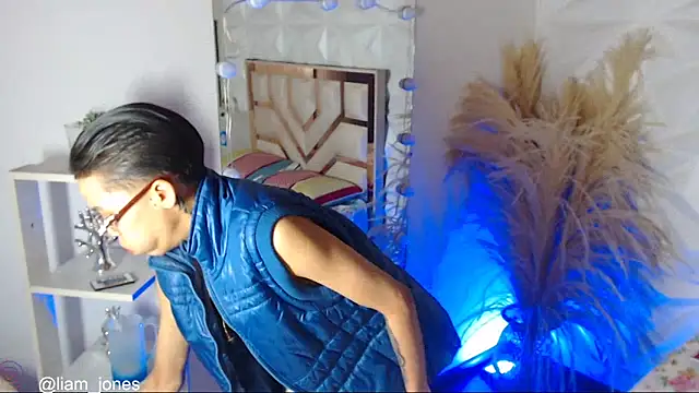 Jonesliam23 webcam