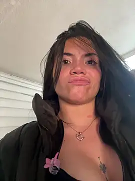 PamelaJonsom_ webcam