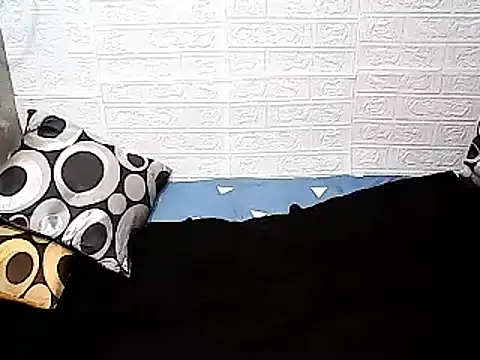 xxhottinybabe webcam