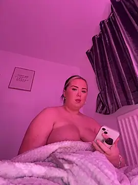 KatieCeexx webcam