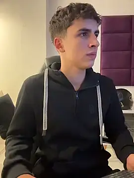 AdrianRinaldi webcam