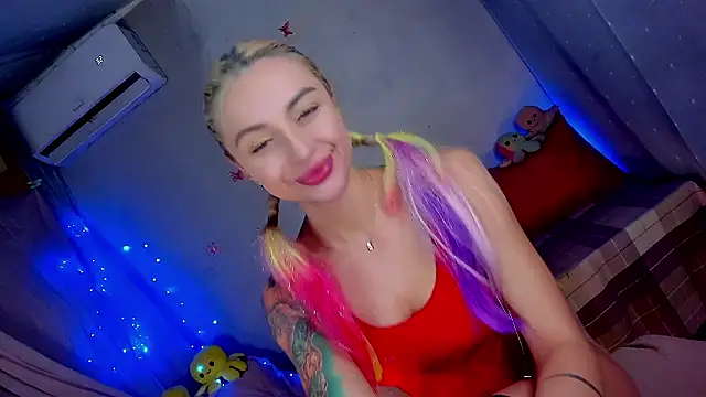 YourLizzyDoll webcam