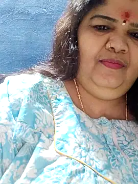 tamilthanushri webcam