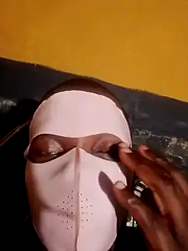 Preview of hornyass_bitch