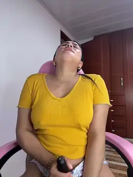 Rouse69_ Live Webcam on Stripchat