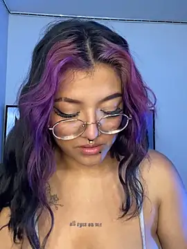 queen_of_you_heart webcam