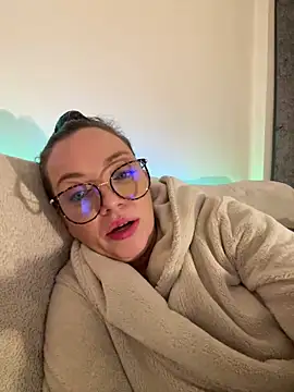 FemDom_RubyKnightXXO webcam