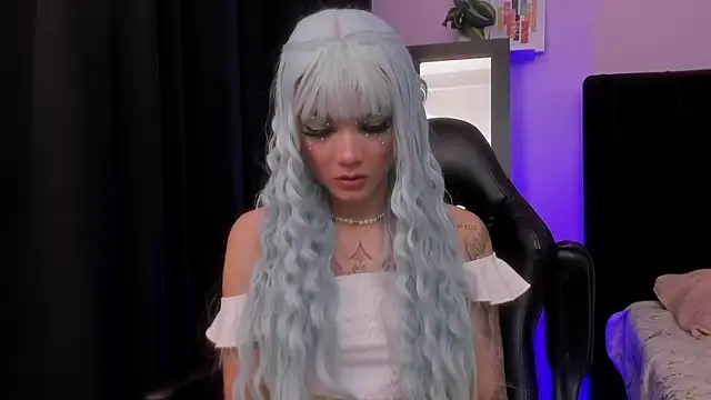 emmabridgerton webcam