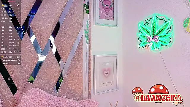 ScarlettRusso1 webcam