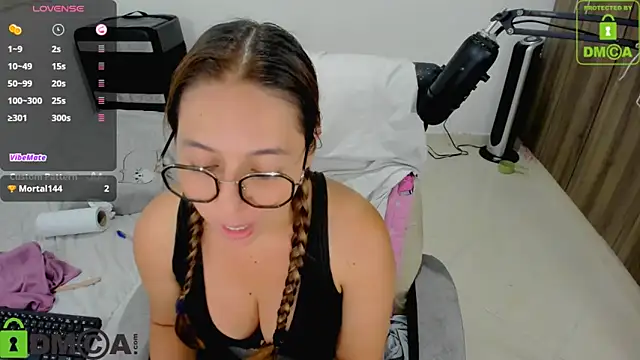 isa_loves_cum webcam
