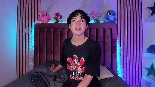 SthepanodiMonaco webcam