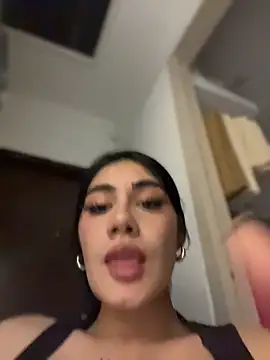 clarachanelricek Live Webcam on Stripchat